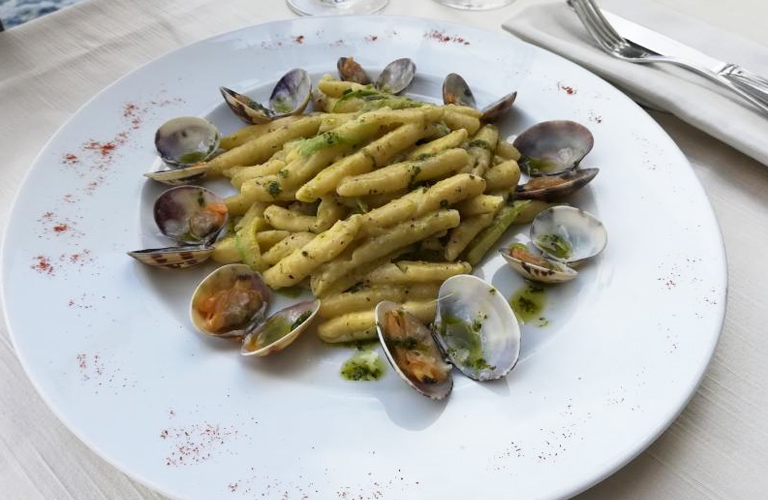 Fileja con vongole